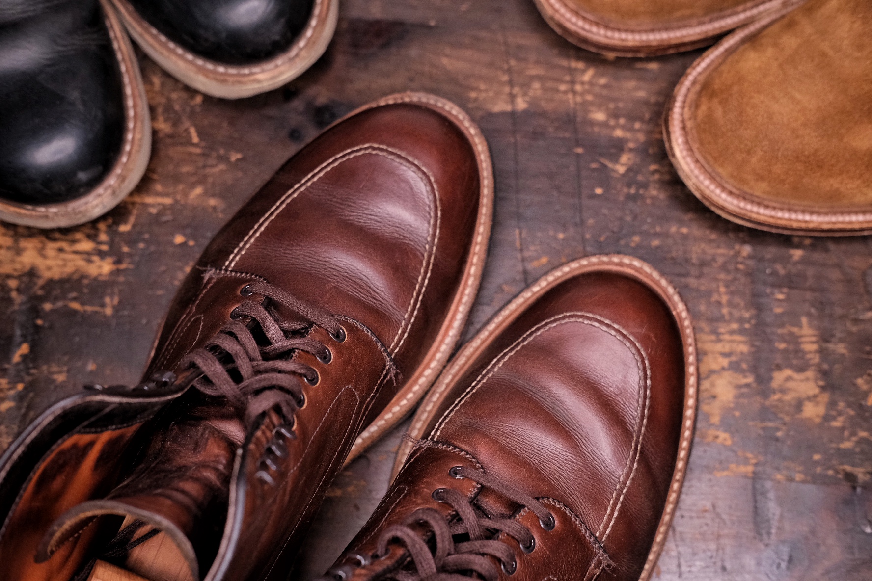 how to clean white stitching on leather shoes